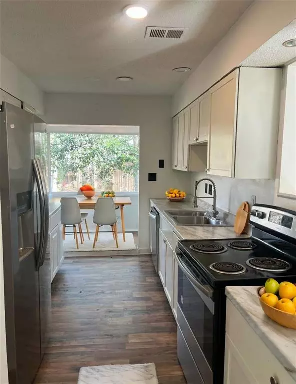 5824 Par Four CT, Lithonia, GA 30038