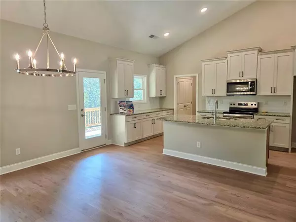 Waleska, GA 30183,181 Delaney Pine DR