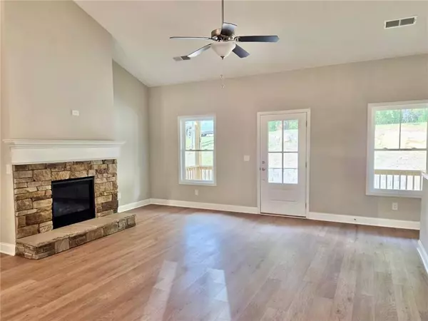 Waleska, GA 30183,181 Delaney Pine DR