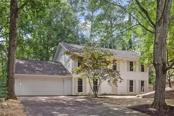 Roswell, GA 30076,985 Lake Haven CT