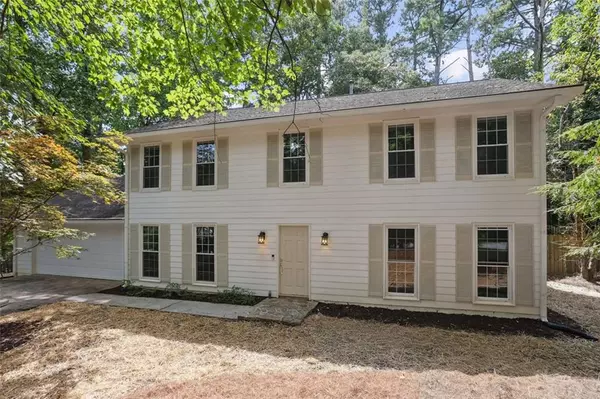 Roswell, GA 30076,985 Lake Haven CT