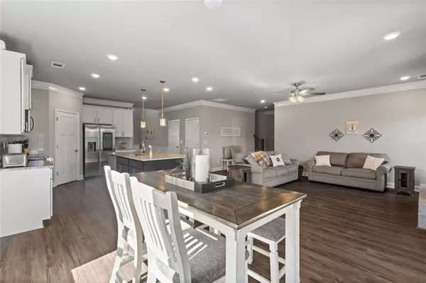 Buford, GA 30518,1596 CASTLEBERRY LN