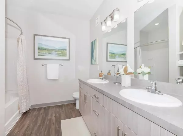 Cumming, GA 30041,2080 One White Oak LN #6104