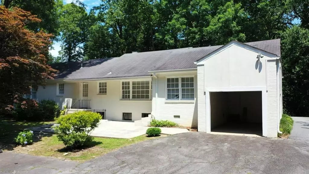 Atlanta, GA 30342,3728 Peachtree Dunwoody RD SE