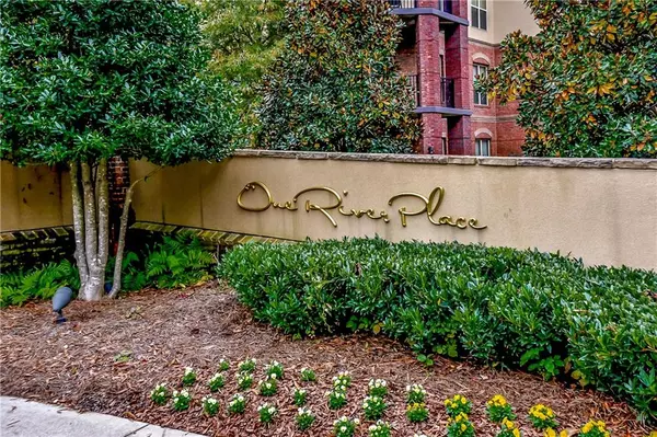 Atlanta, GA 30339,200 River Vista DR #120