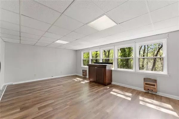 Flowery Branch, GA 30542,6500 Gaines Ferry Unit H9