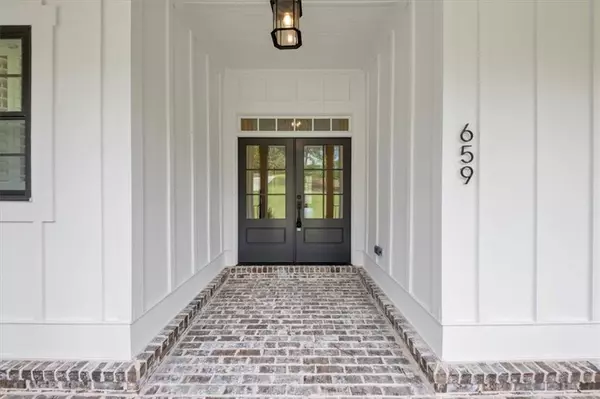 Ball Ground, GA 30107,659 Oxford RD