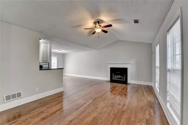 Sugar Hill, GA 30518,5880 April DR