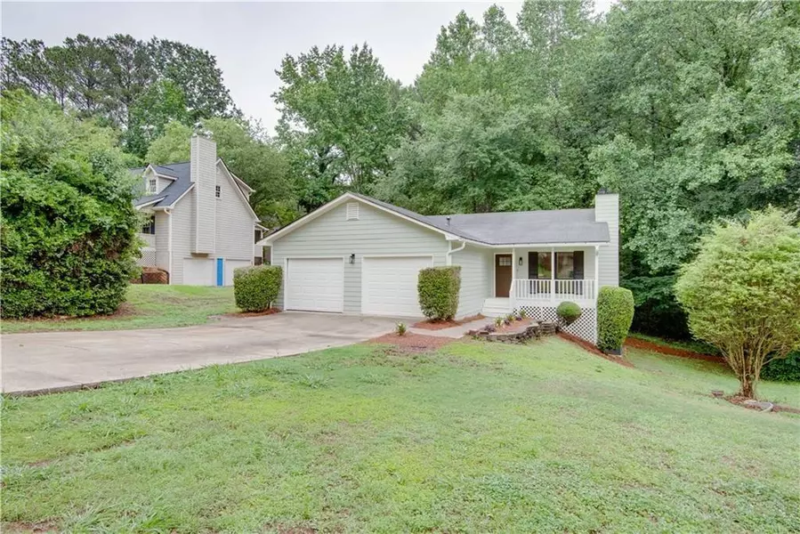 3960 Rocmar Drive, Snellville, GA 30039