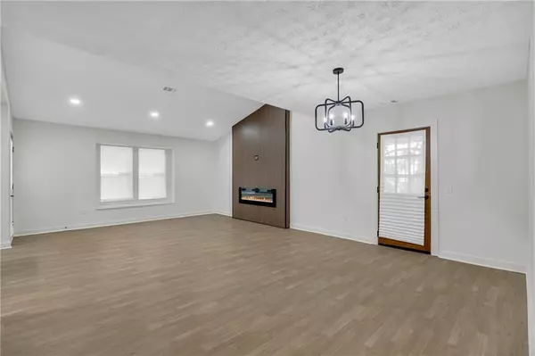 Stone Mountain, GA 30088,850 Greenhedge DR