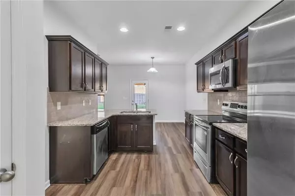 Loganville, GA 30052,308 Horizon TRCE