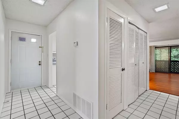 Marietta, GA 30067,2205 Surrey CT SE