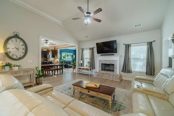 Loganville, GA 30052,468 Copper Ridge DR