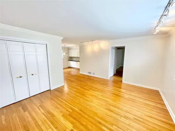 3660 Peachtree RD #C3, Atlanta, GA 30319