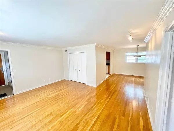 Atlanta, GA 30319,3660 Peachtree RD #C3