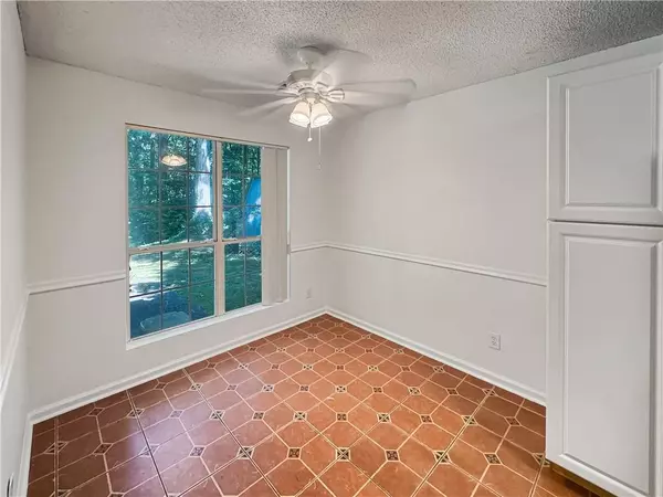 Newnan, GA 30277,180 Saint James PL