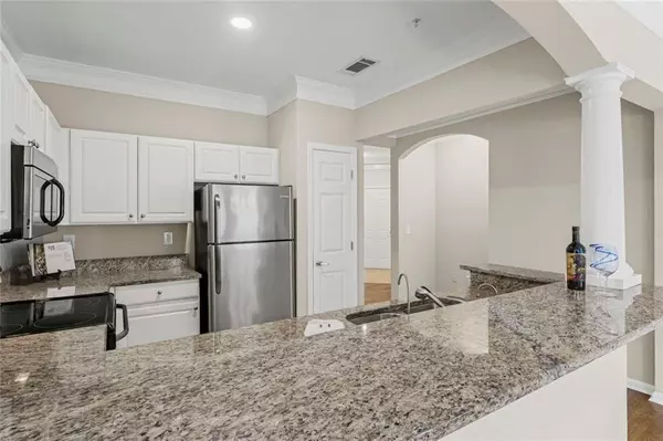 Dunwoody, GA 30338,1850 Cotillion DR #2310