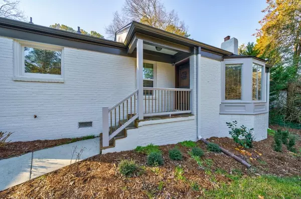 Atlanta, GA 30324,995 Lindbergh DR