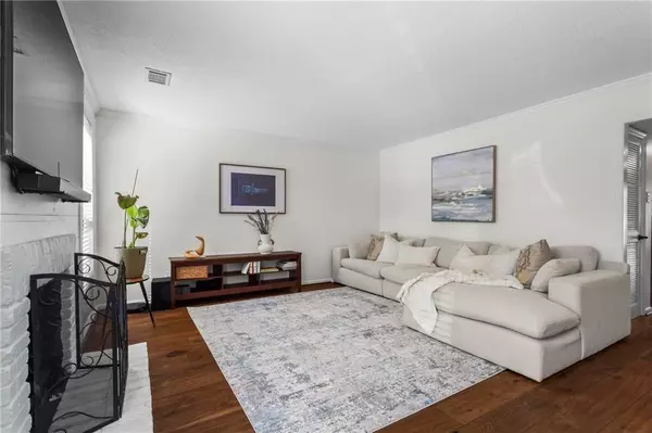 Atlanta, GA 30339,1028 Riverbend Club DR SE