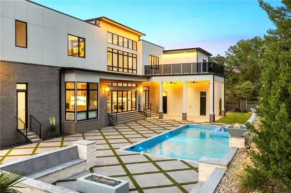 4232 Edgewood CT, Marietta, GA 30068