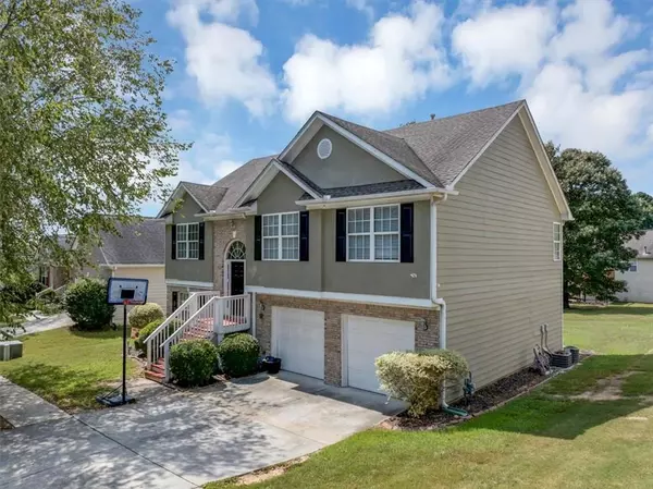 Loganville, GA 30052,4039 Savannah Ridge CT