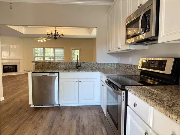 Buford, GA 30518,2075 Pine Tree DR