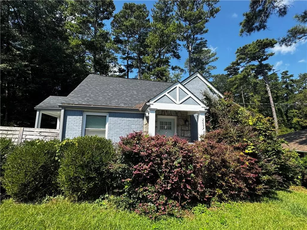 Decatur, GA 30032,2097 Holly Hill DR