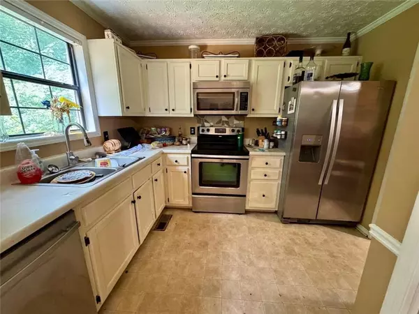 Douglasville, GA 30135,3151 N Woods TRL
