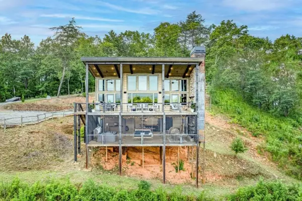 Blue Ridge, GA 30513,190 Firefly RD