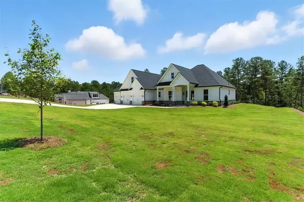 Waleska, GA 30183,1010 Cable RD
