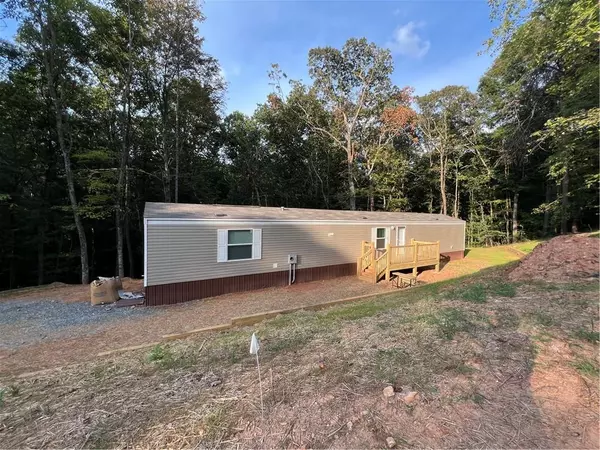 144 Ridgeback RD, Talking Rock, GA 30175