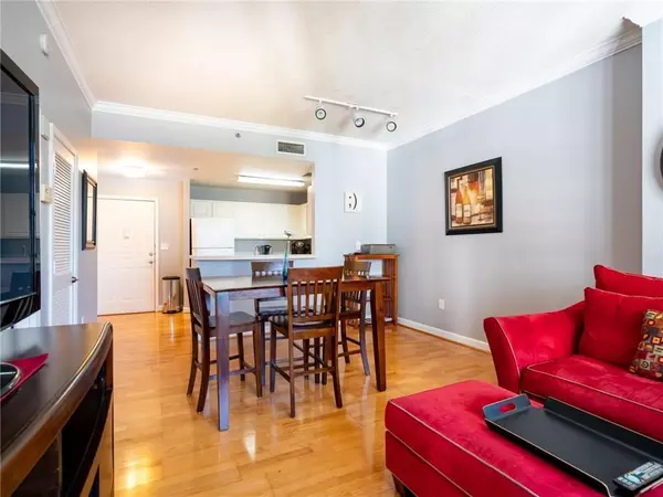 Atlanta, GA 30309,1101 Juniper ST NE #808