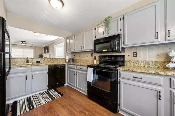 Smyrna, GA 30082,5116 LAUREL BRIDGE CT SE