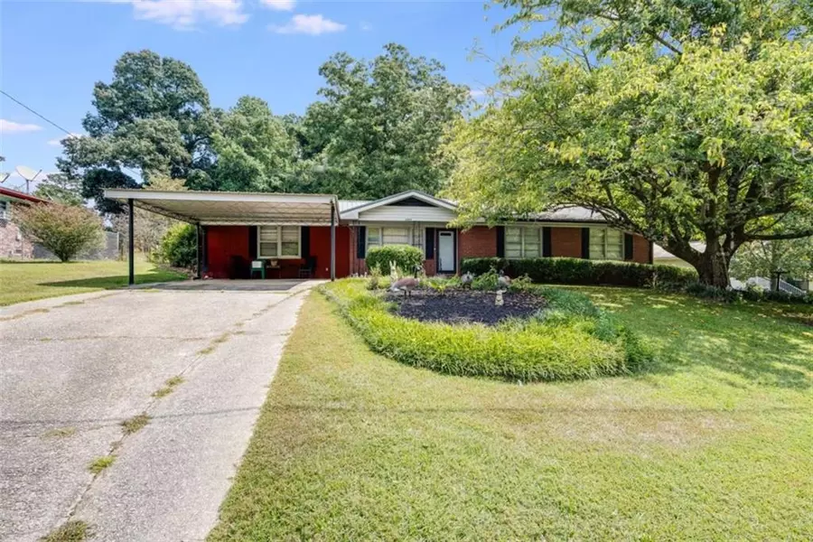 6906 Cherry CIR, Lithia Springs, GA 30122
