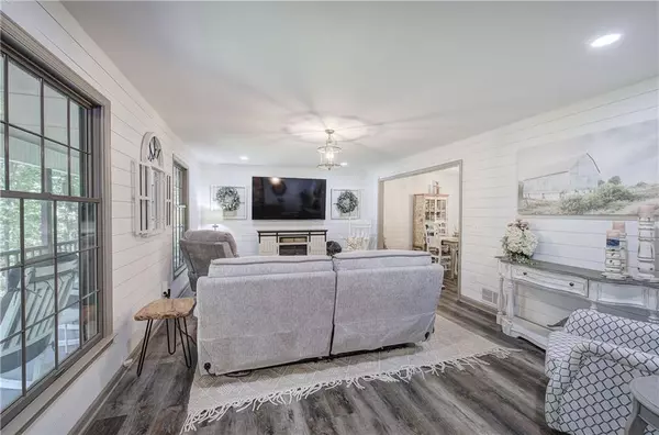 Jasper, GA 30143,290 Sharptop Ridge RD