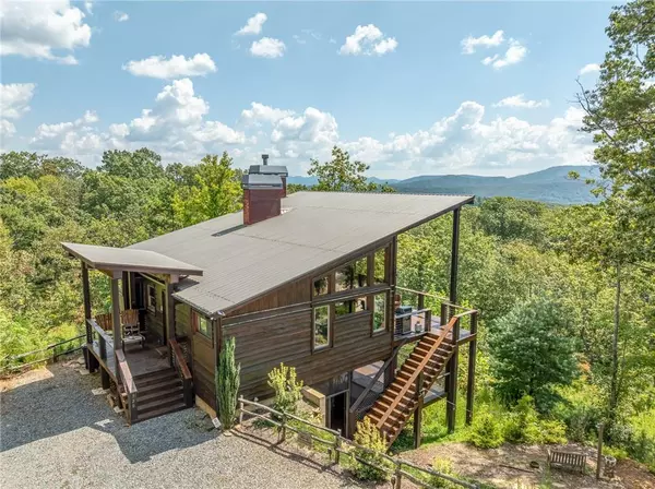 Blue Ridge, GA 30513,220 Firefly RD