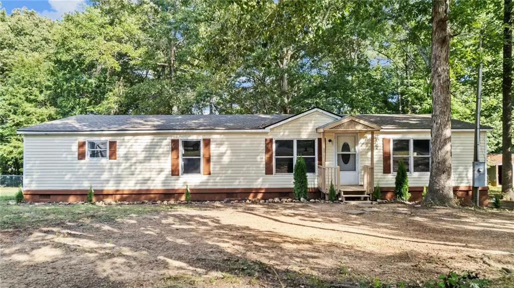 52 Lloyd DR SE, Aragon, GA 30104