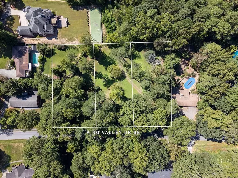 4398 King Valley 3-5 DR SE, Smyrna, GA 30082