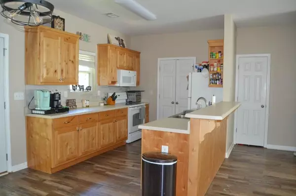 Dahlonega, GA 30533,302 Pointe CIR