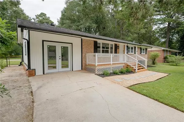 832 Virginia CT SE, Conyers, GA 30094