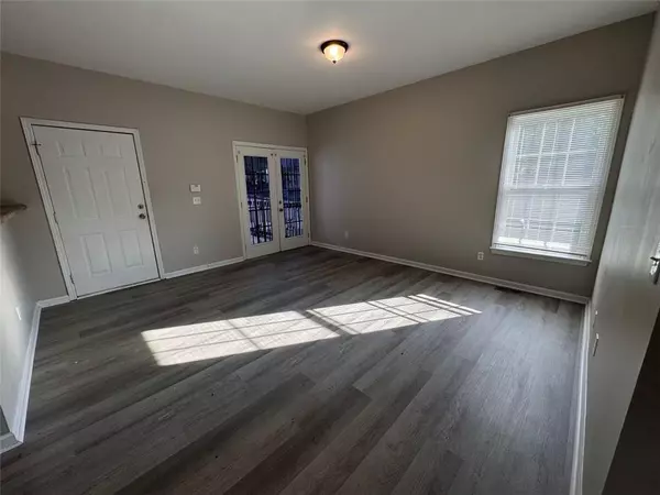 Atlanta, GA 30315,1812 Lakewood AVE SE