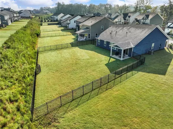 Hoschton, GA 30548,627 Michigan CIR