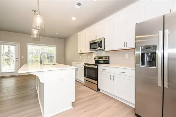 Ball Ground, GA 30107,818 Calvin Park DR