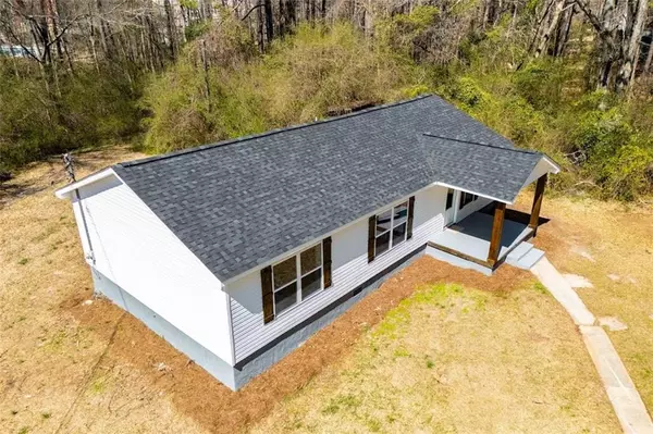 20 Riverside DR, Carrollton, GA 30117