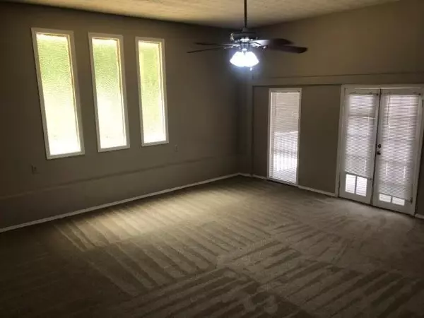 Hampton, GA 30228,3478 Highway 81 W