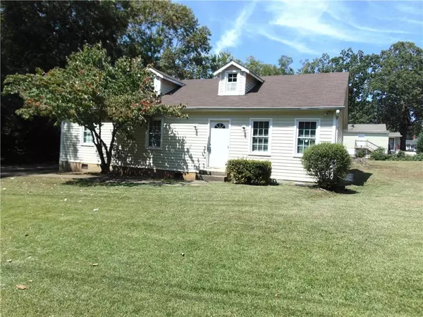 Clarkston, GA 30021,886 Rowland ST