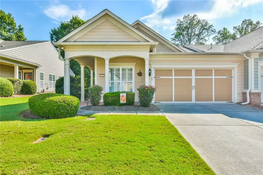 6218 Longleaf DR, Hoschton, GA 30548
