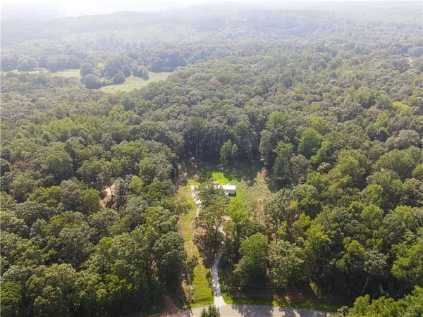 Danielsville, GA 30633,166 Timberlane DR