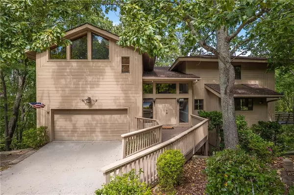 375 N Peak DR, Johns Creek, GA 30022