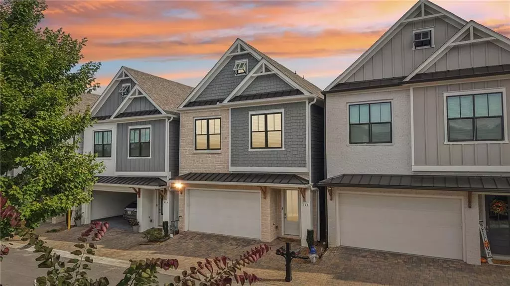 Woodstock, GA 30189,114 Batten Board WAY